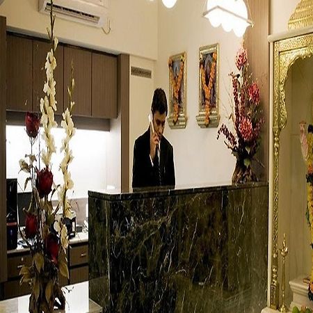 Hôtel Sampoorna à Bombay Extérieur photo